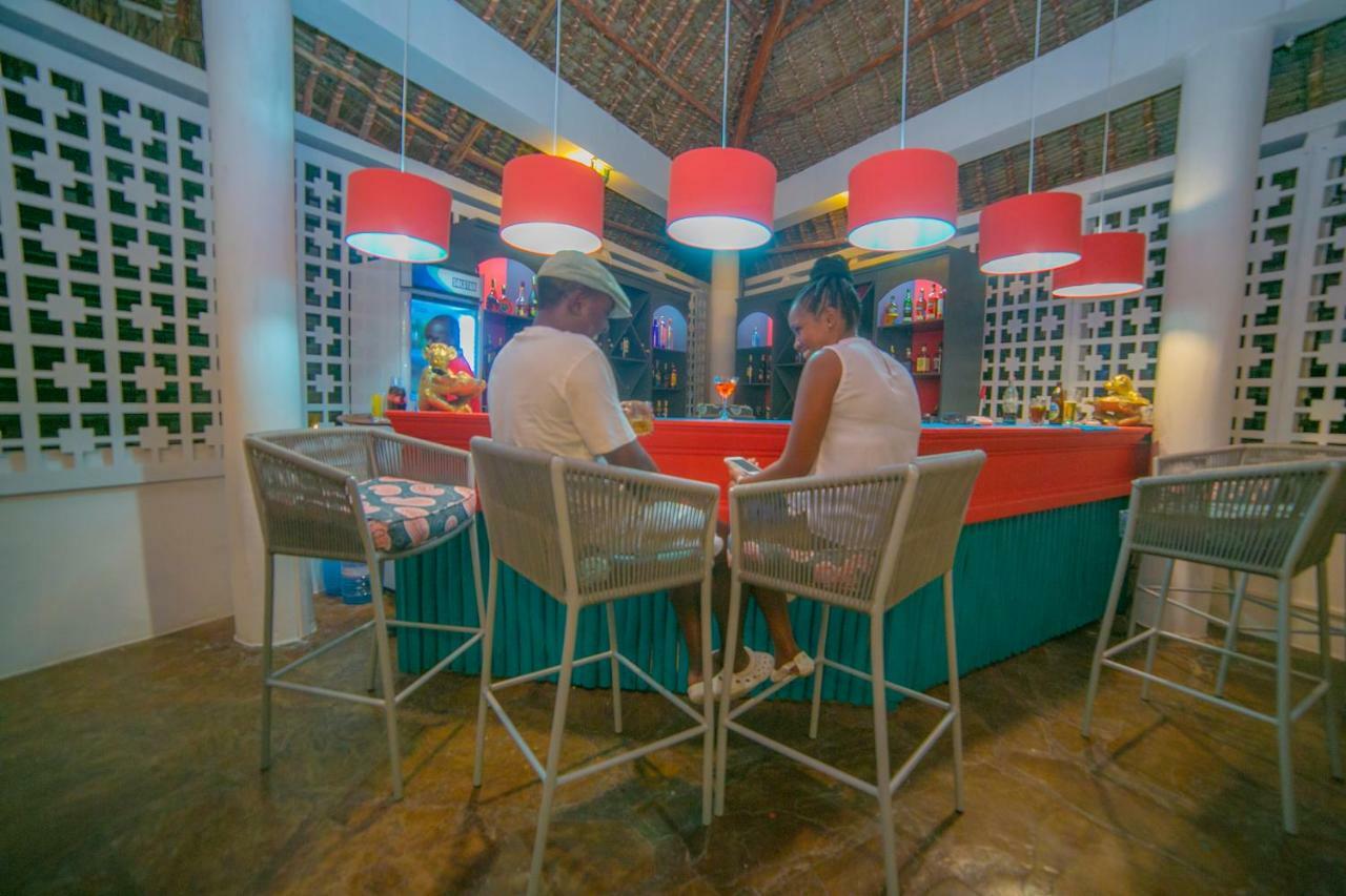 Hotel The One Watamu Exterior foto